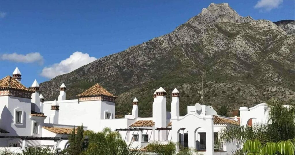 Villas for sale Sierra Blanca