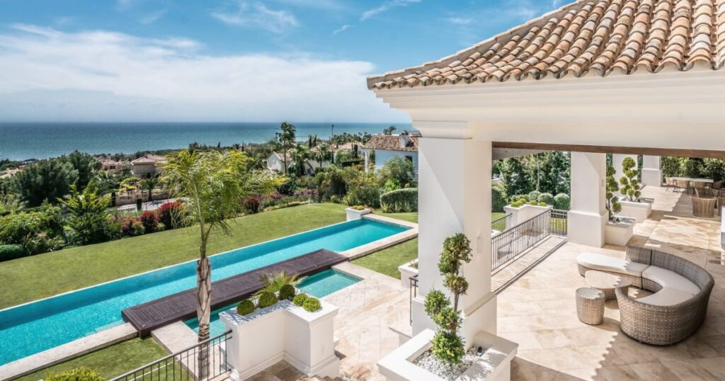 Villas for sale Sierra Blanca