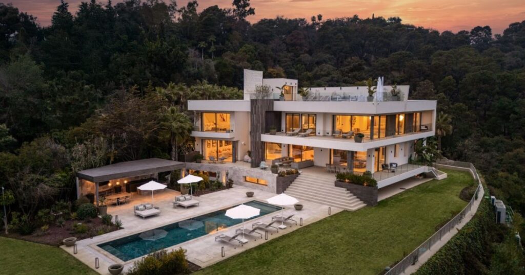 Villas for Sale in La Zagaleta