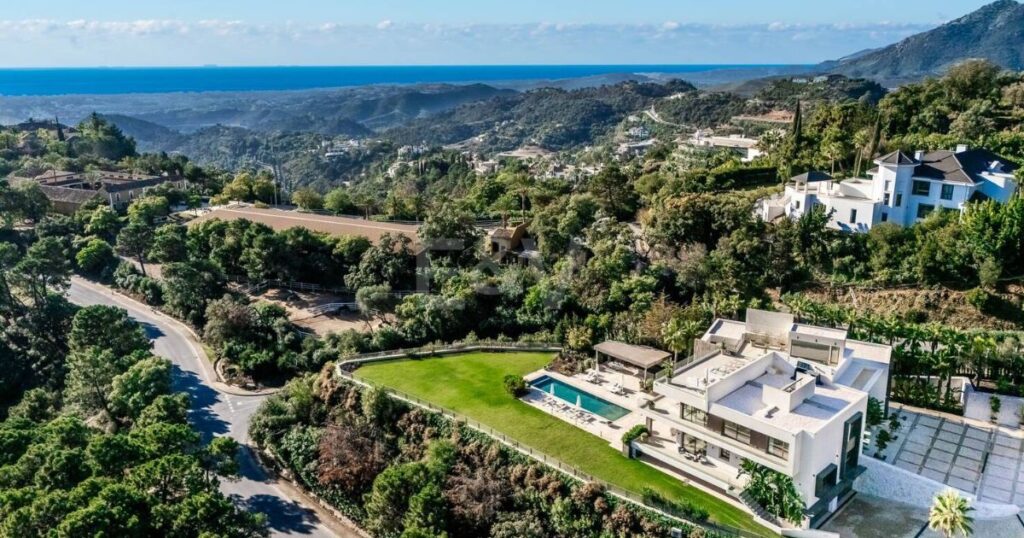 Villas for Sale in La Zagaleta