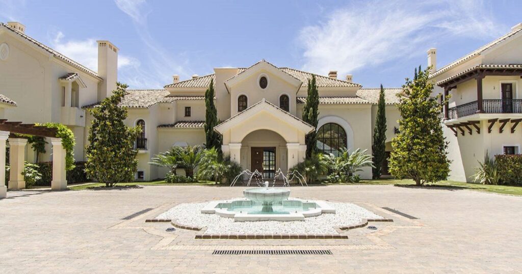 Villas for Sale in La Zagaleta