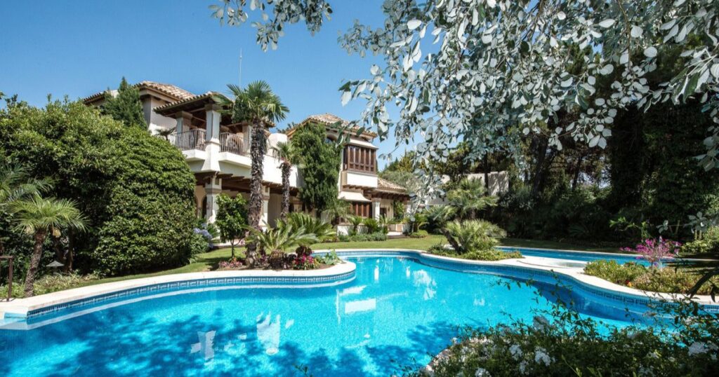 Villas for Sale in La Zagaleta